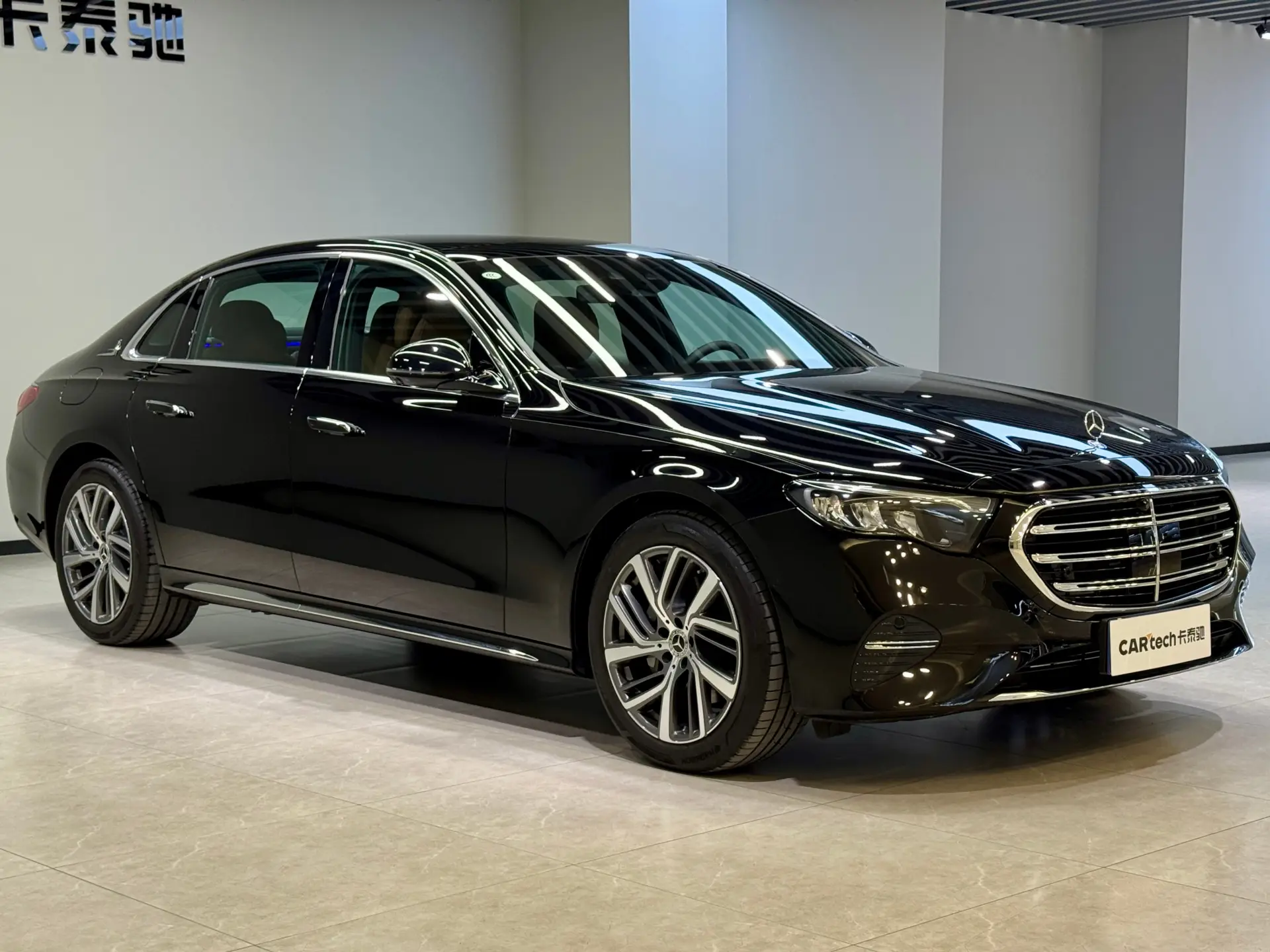 Mercedes-Benz E 300 L, 2026 3