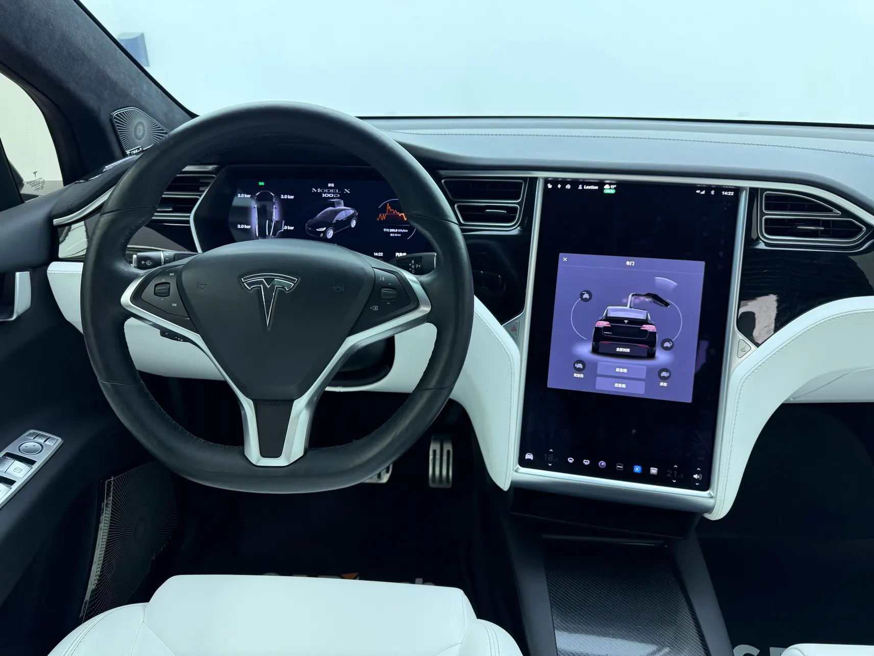 Tesla Model X, 2018 15