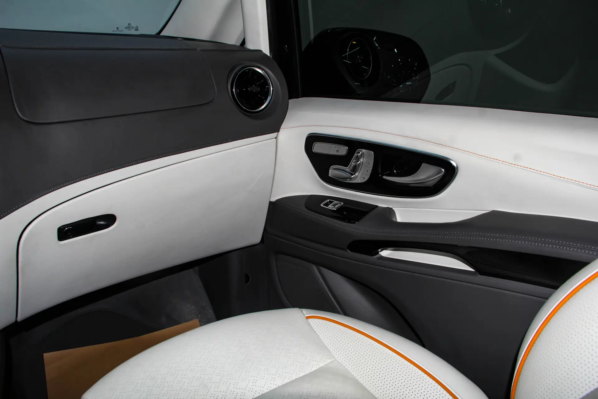 Mercedes-Benz Vito, 2024 28