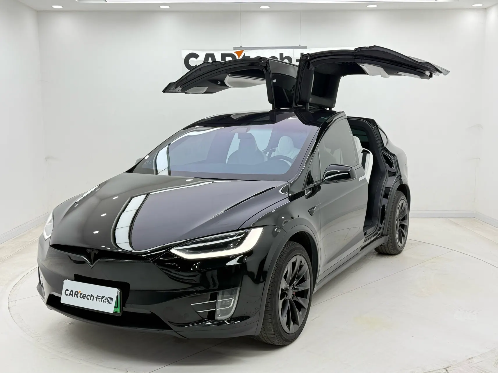 Tesla Model X, 2018 13