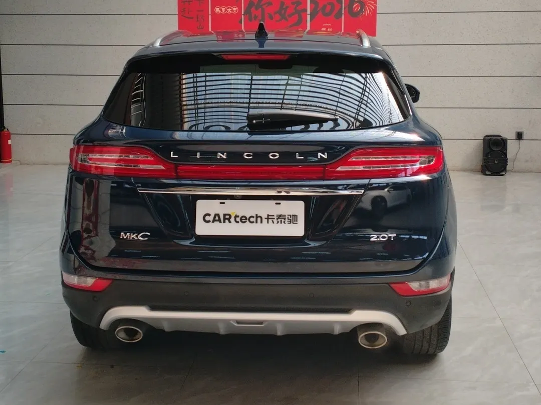Lincoln MKC, 2019 4