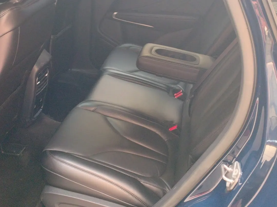 Lincoln MKC, 2019 11