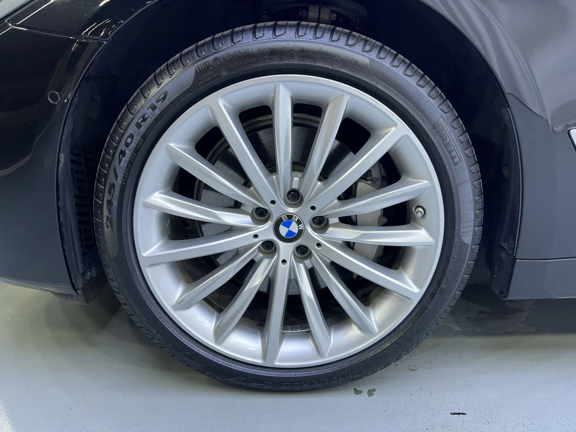 BMW 530Li, 2021 2