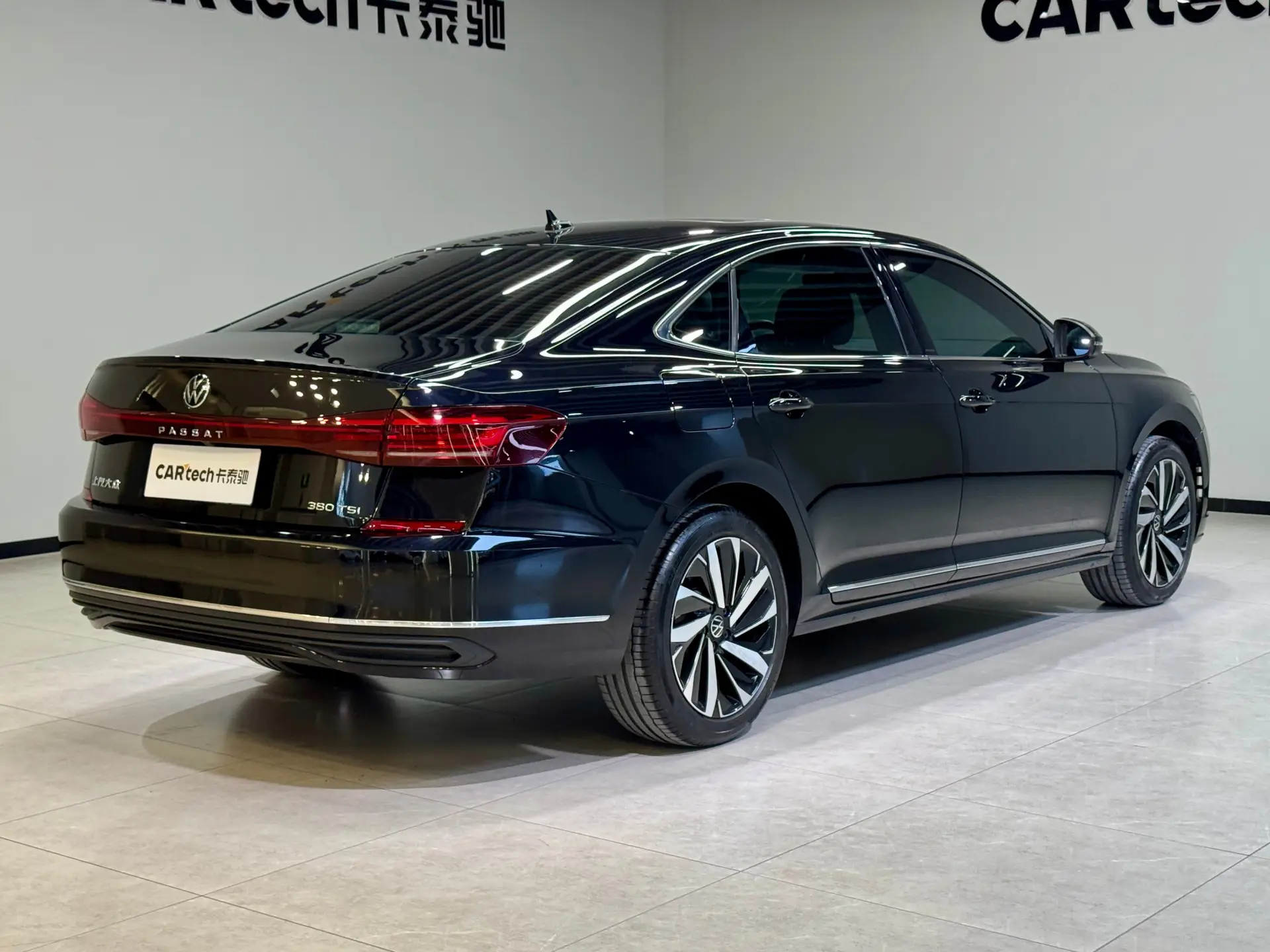 Volkswagen Passat, 2025 6