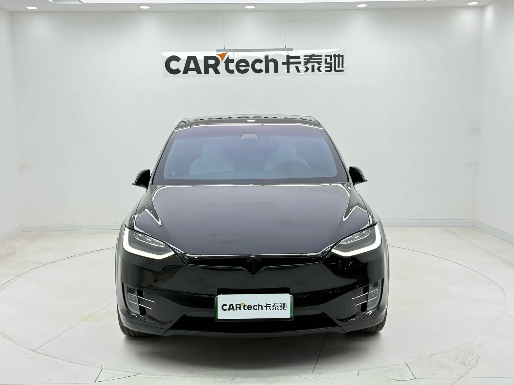 Tesla Model X, 2018 3