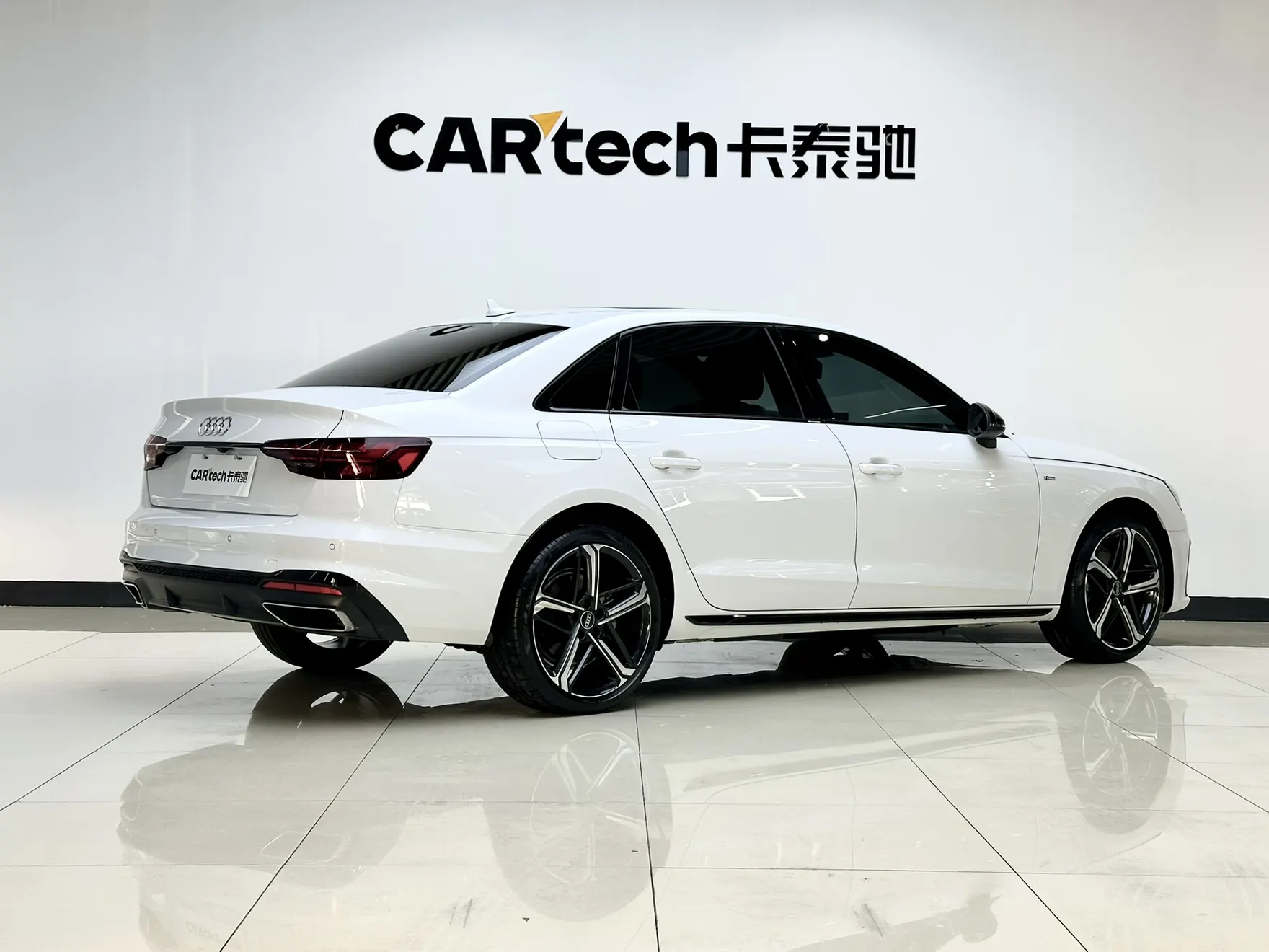 Audi A4L, 2025 3
