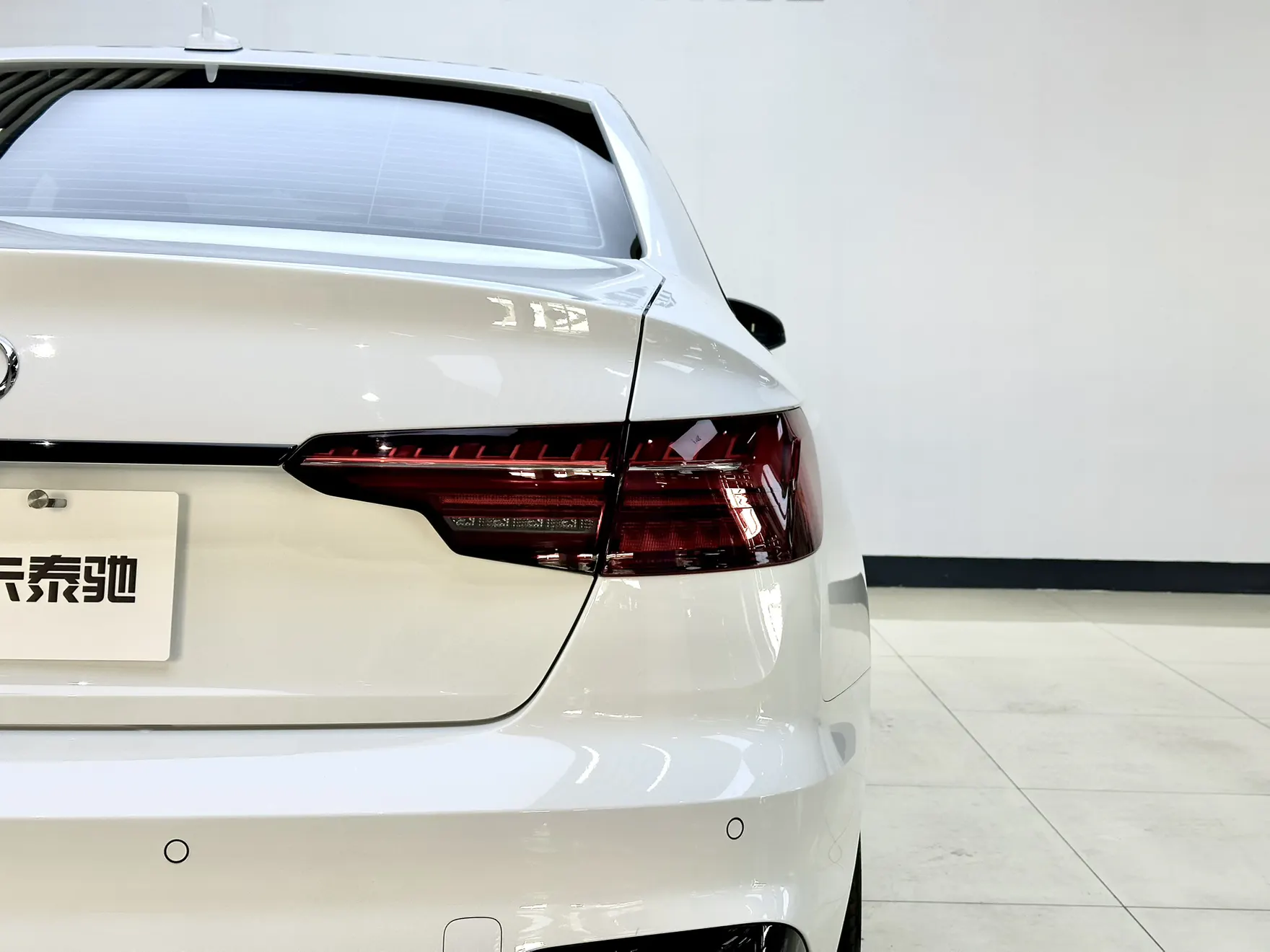 Audi A4L, 2025 6