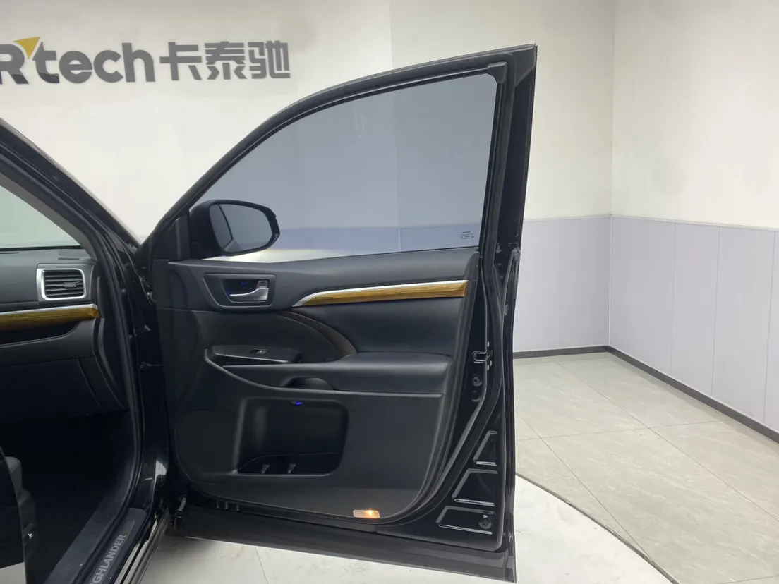 Toyota Highlander, 2022 24
