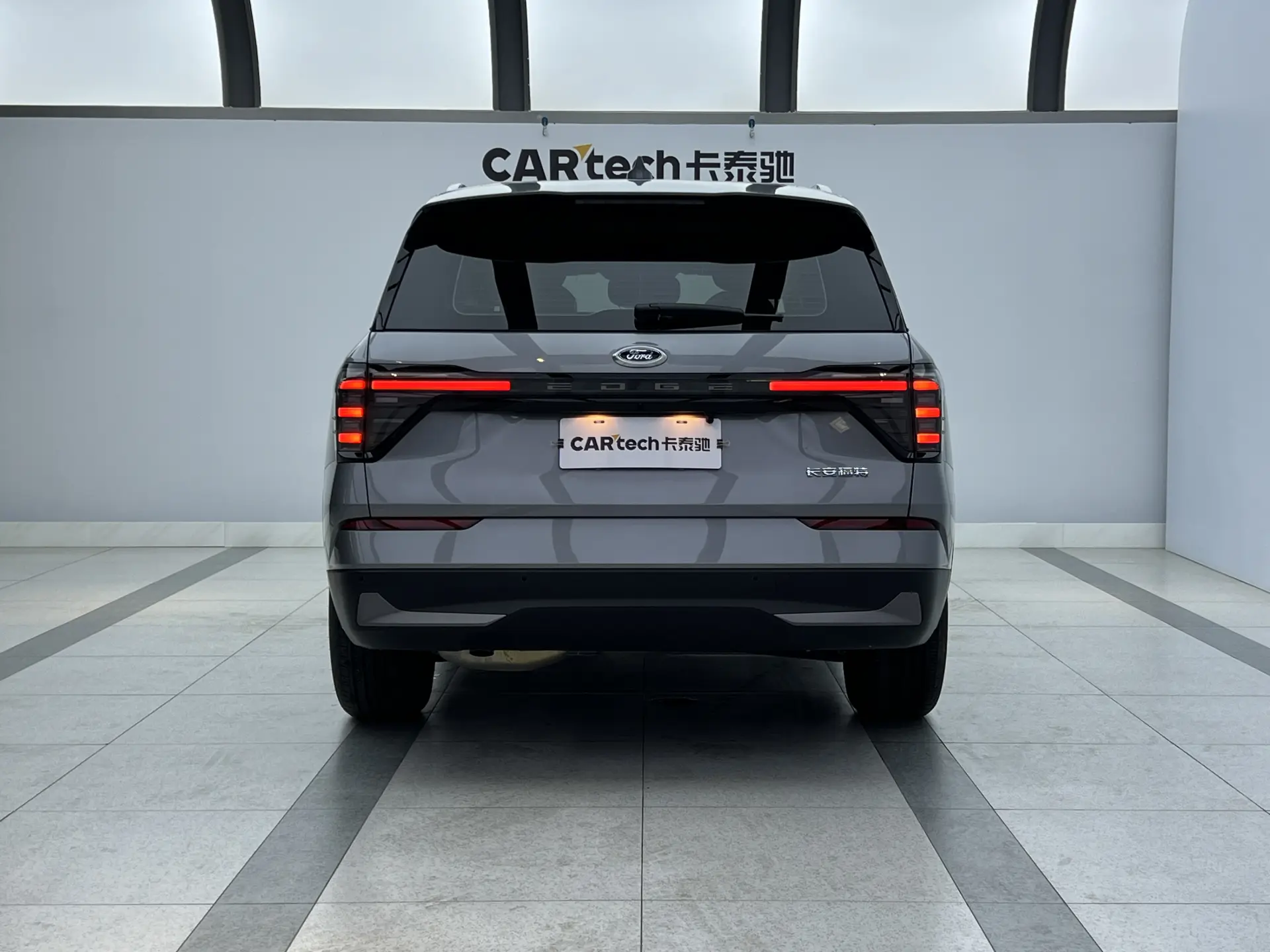 Ford Edge, 2024 3