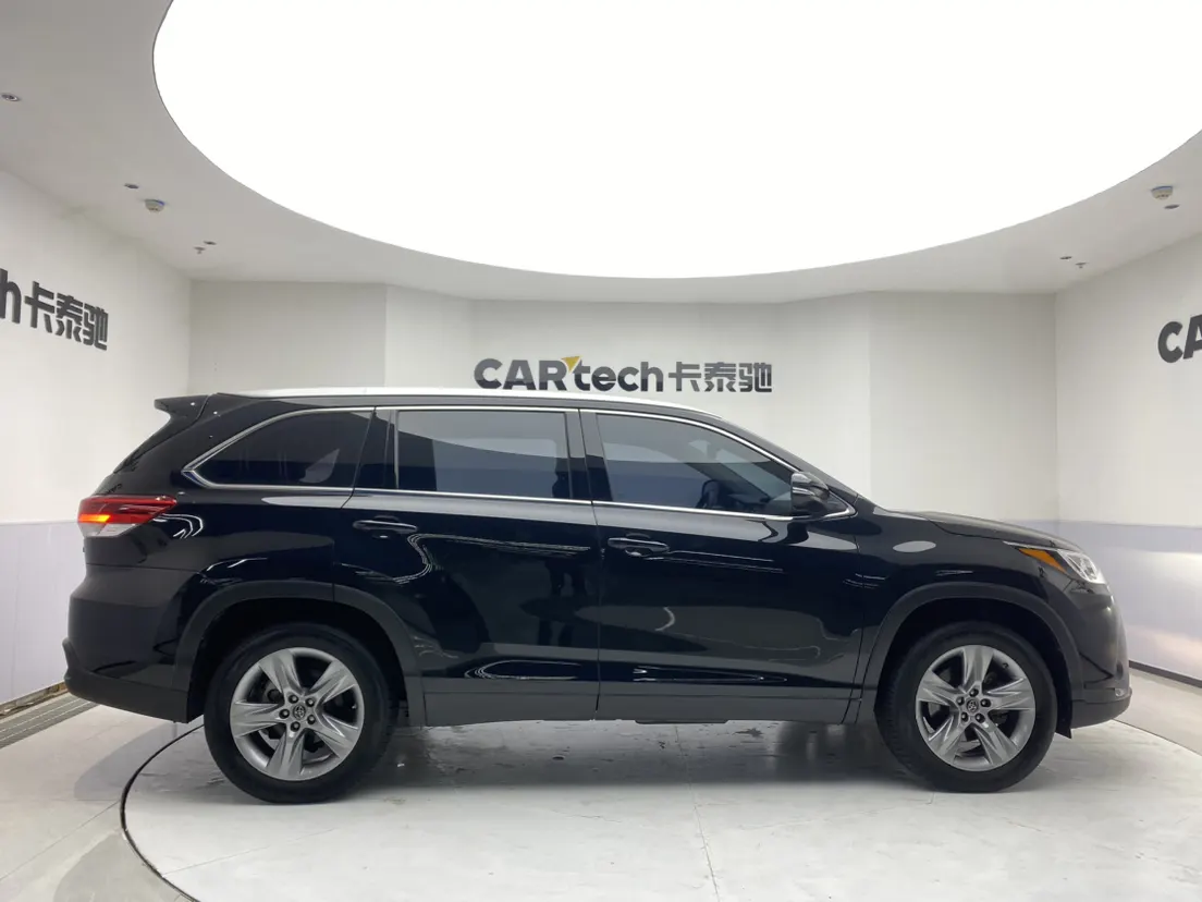 Toyota Highlander, 2022 4