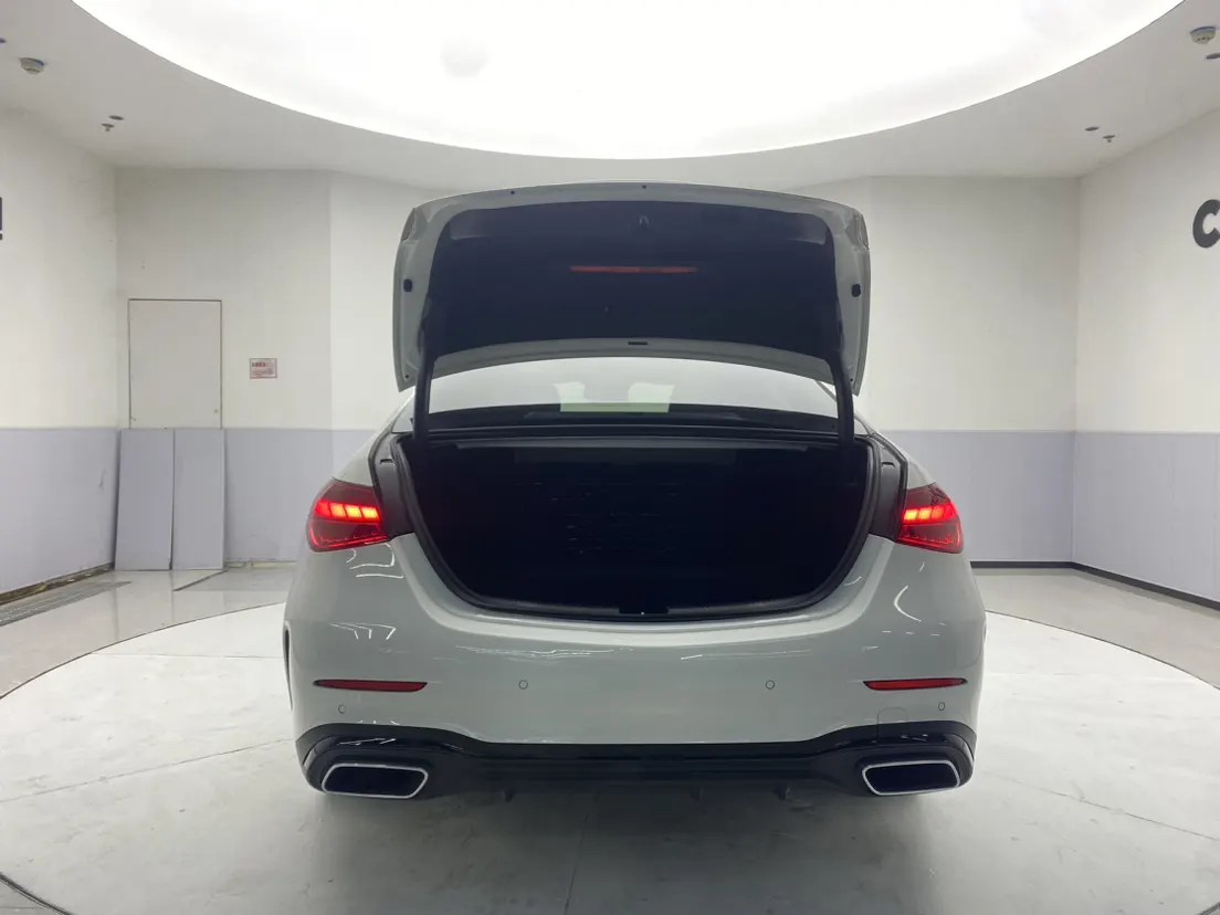 Mercedes-Benz C 260 L, 2022 29