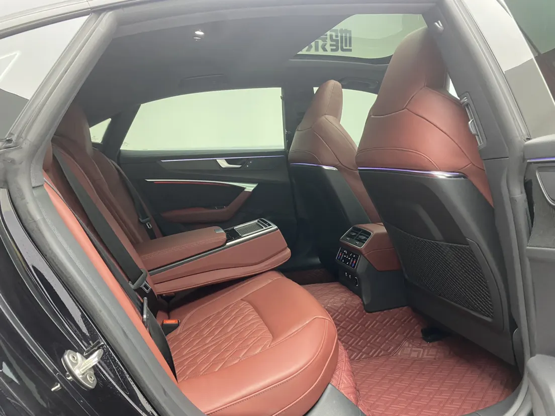 Audi A7L 45 TFSI, 2023 24