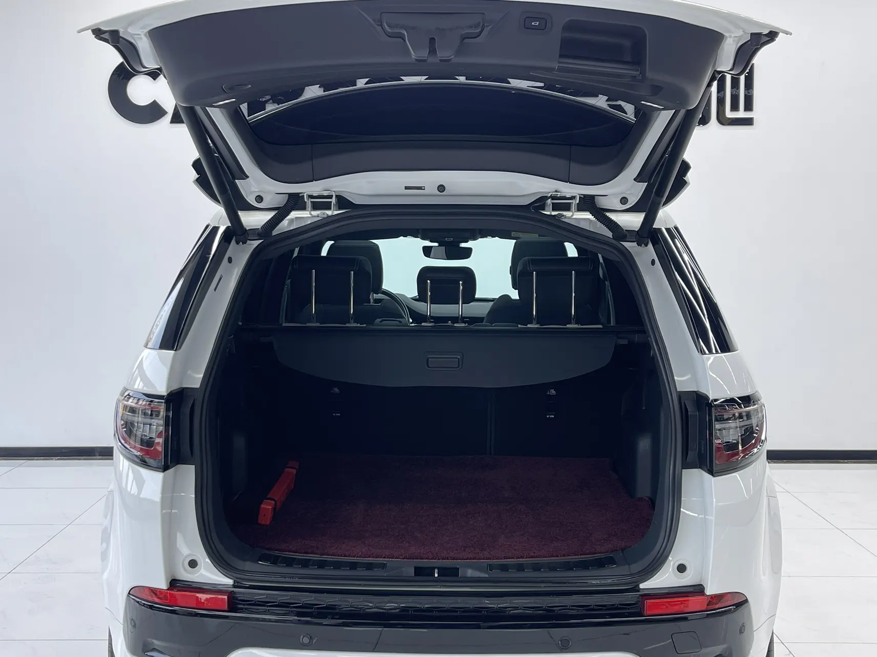 Land Rover Discovery Sport, 2021 3