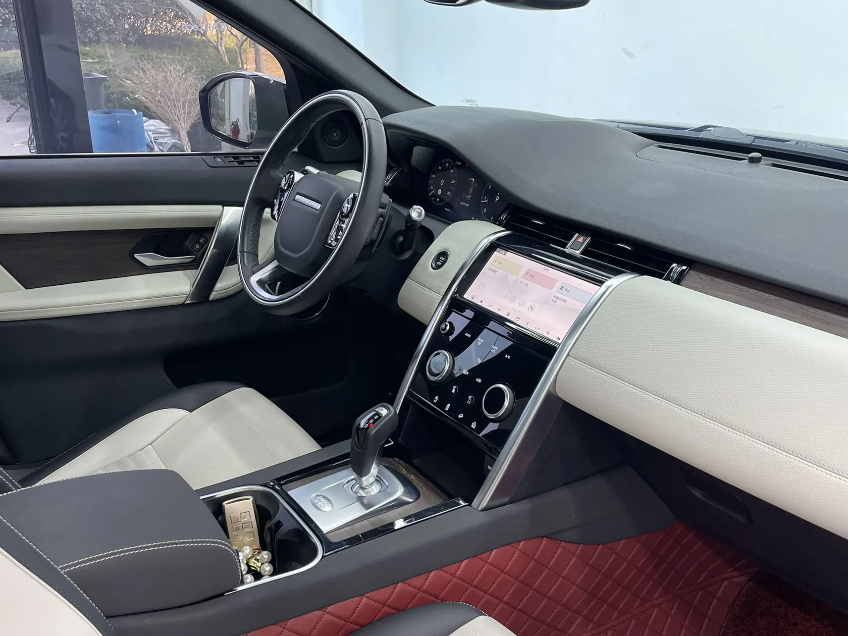 Land Rover Discovery Sport, 2021 15