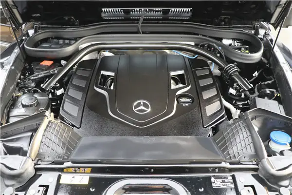 Mercedes-Benz G 500, 2023 6