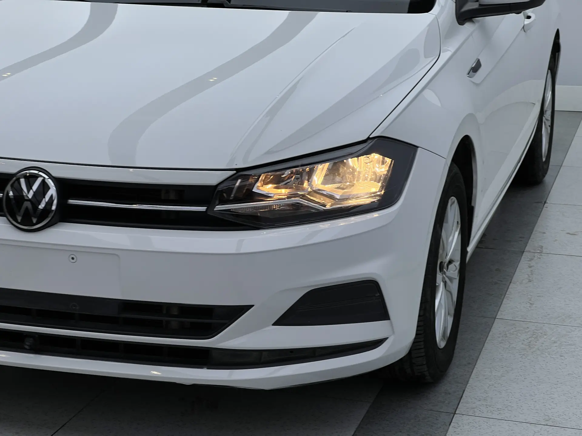 Volkswagen Polo, 2022 все фото