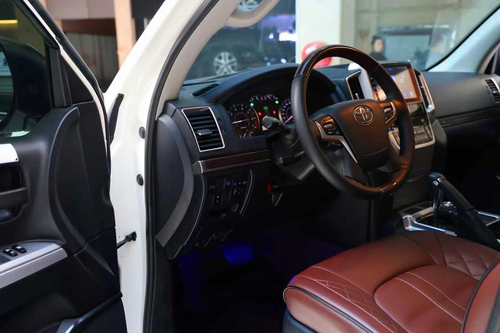 Toyota Land Cruiser, 2017 11