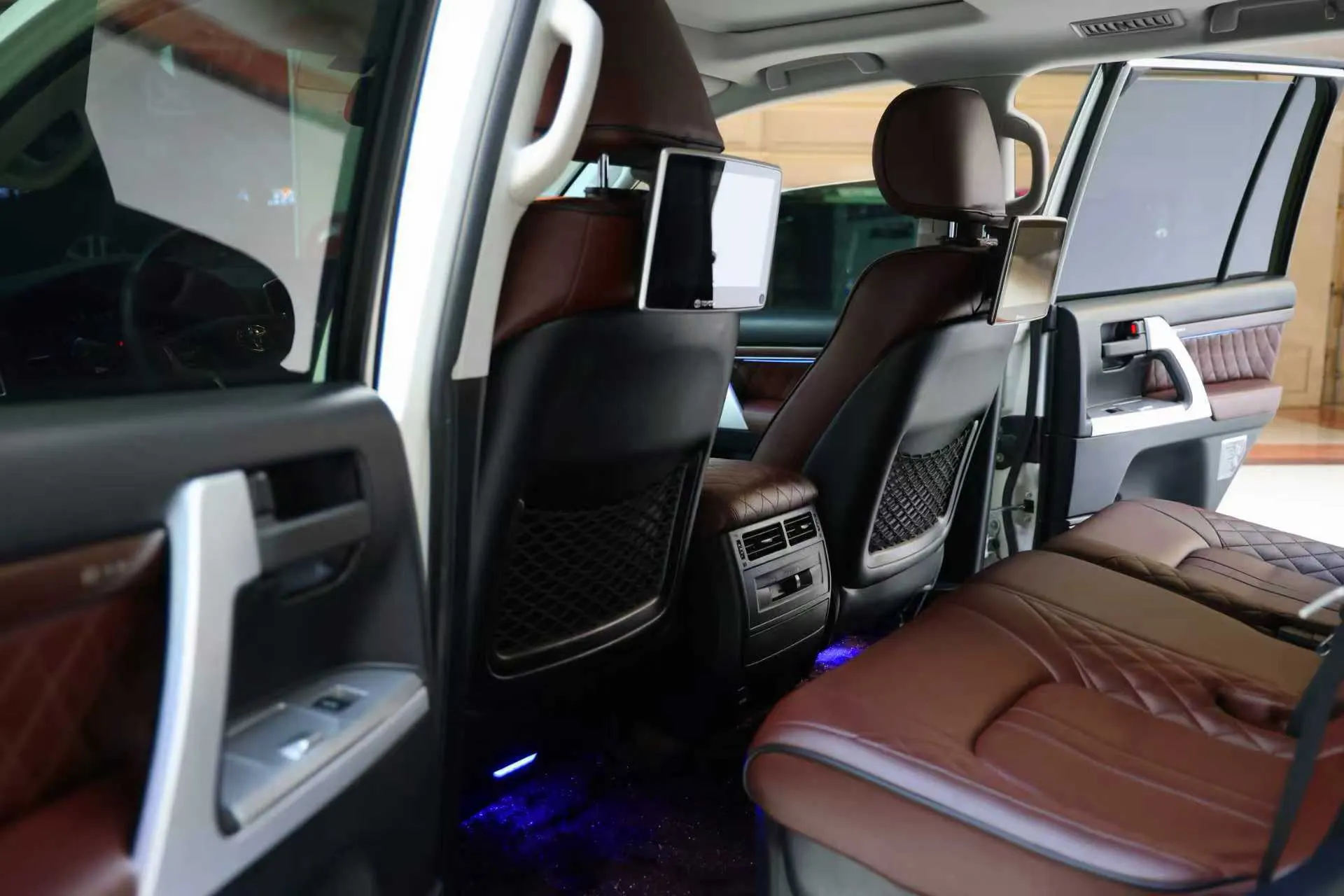 Toyota Land Cruiser, 2017 14