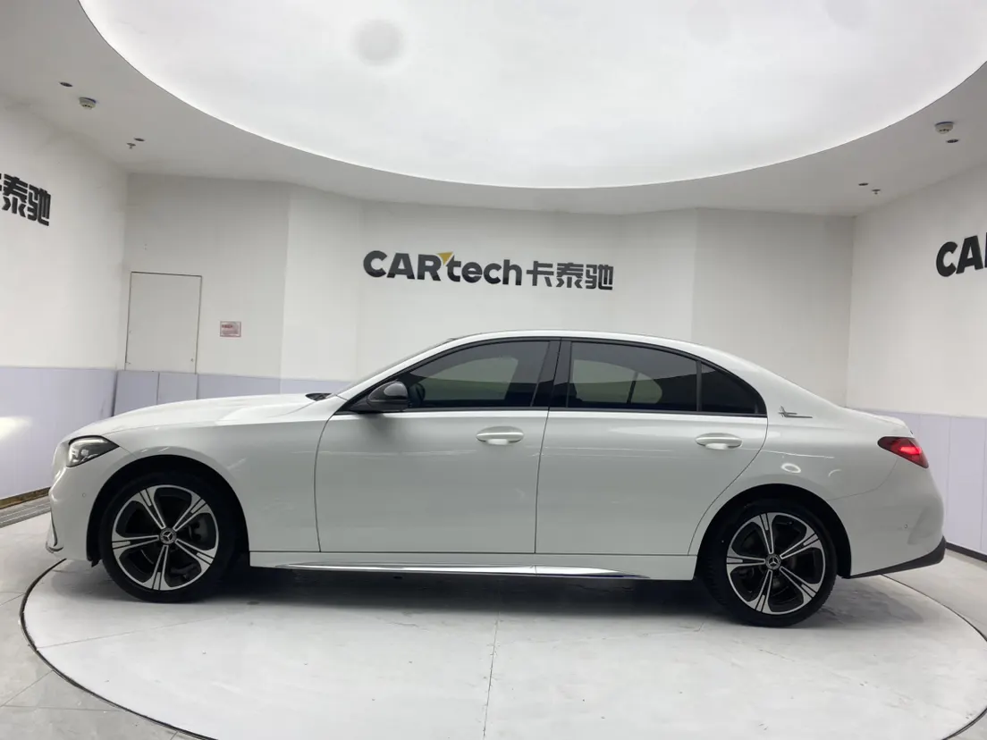 Mercedes-Benz C 260 L, 2022 8