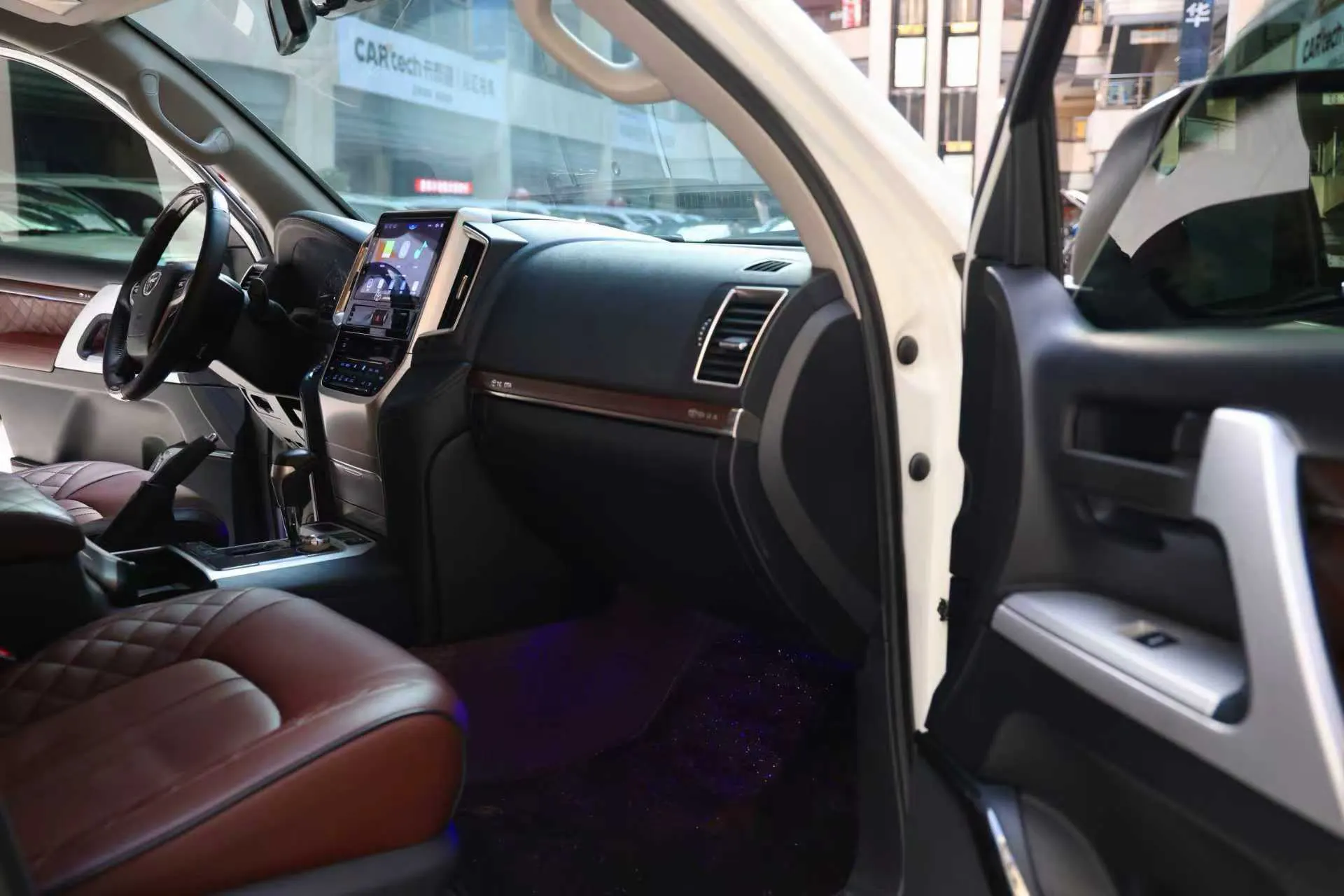 Toyota Land Cruiser, 2017 12