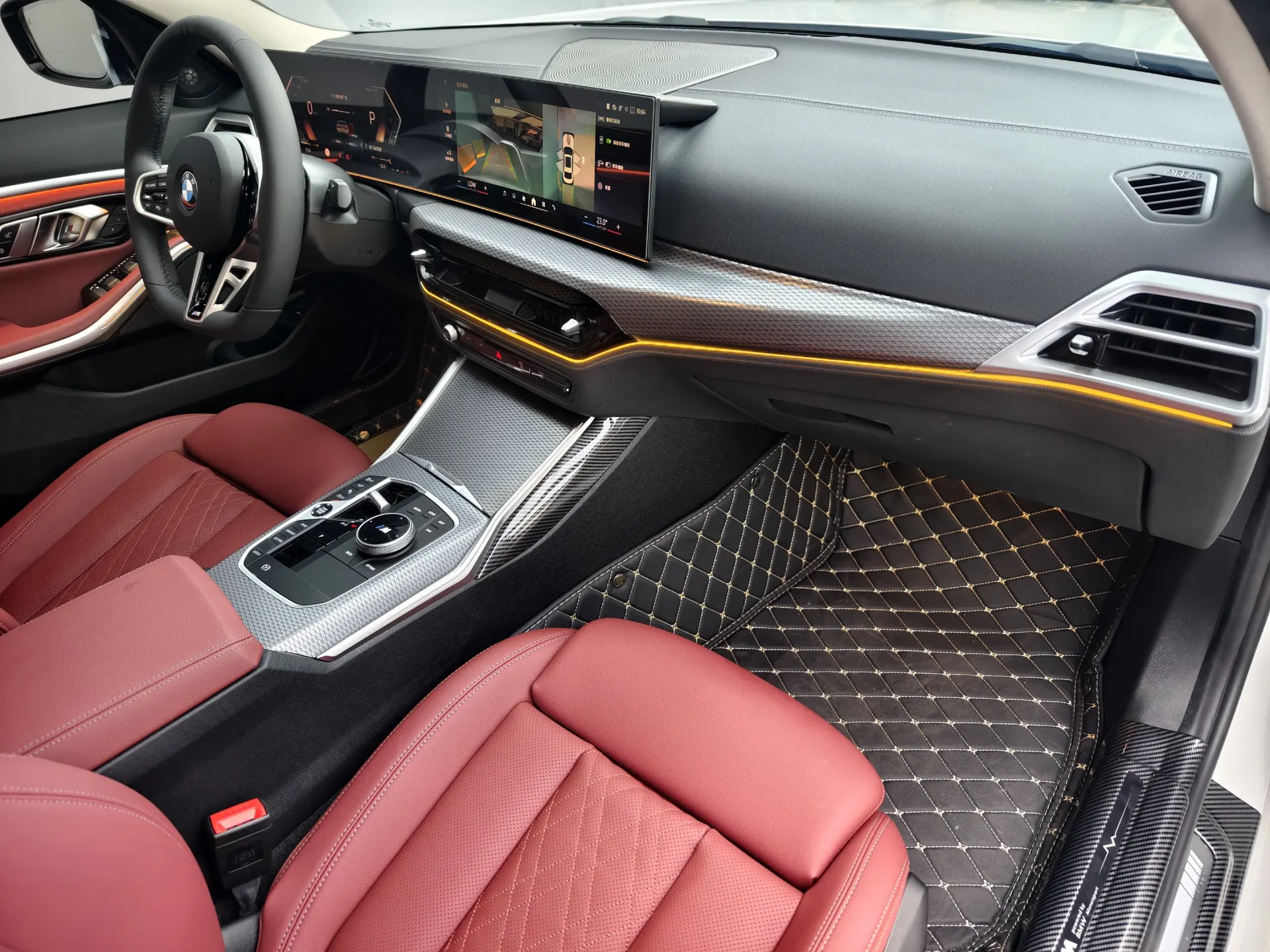 BMW 330Li, 2025 11