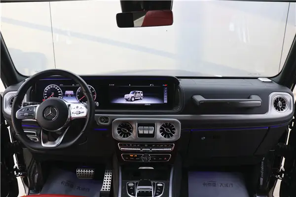 Mercedes-Benz G 500, 2023 4