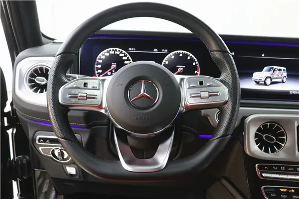 Mercedes-Benz G 500, 2023 12