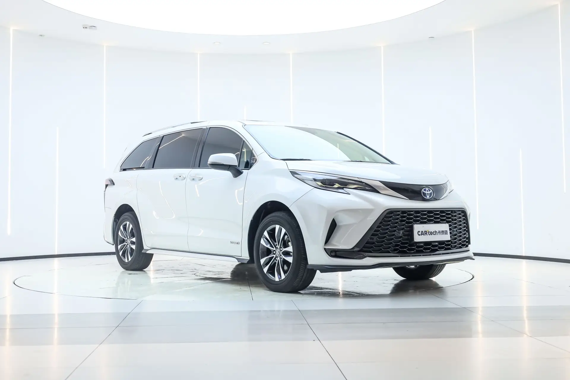 Toyota Granvia, 2024 2