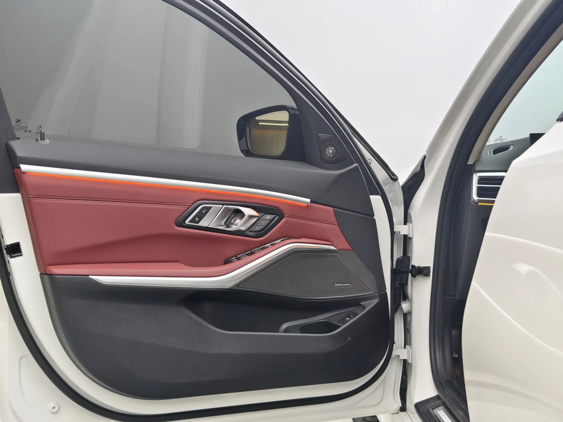 BMW 330Li, 2025 9