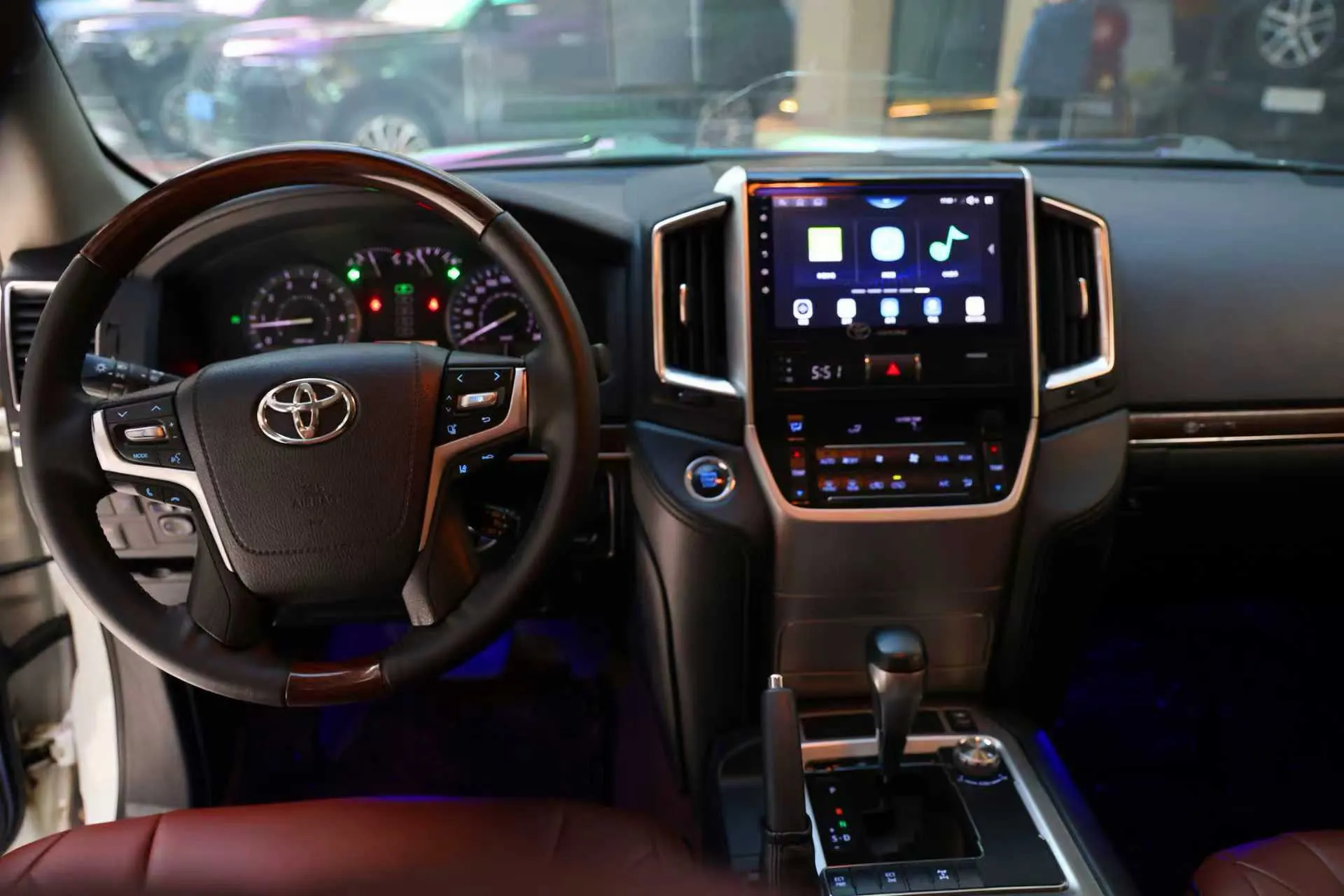 Toyota Land Cruiser, 2017 9