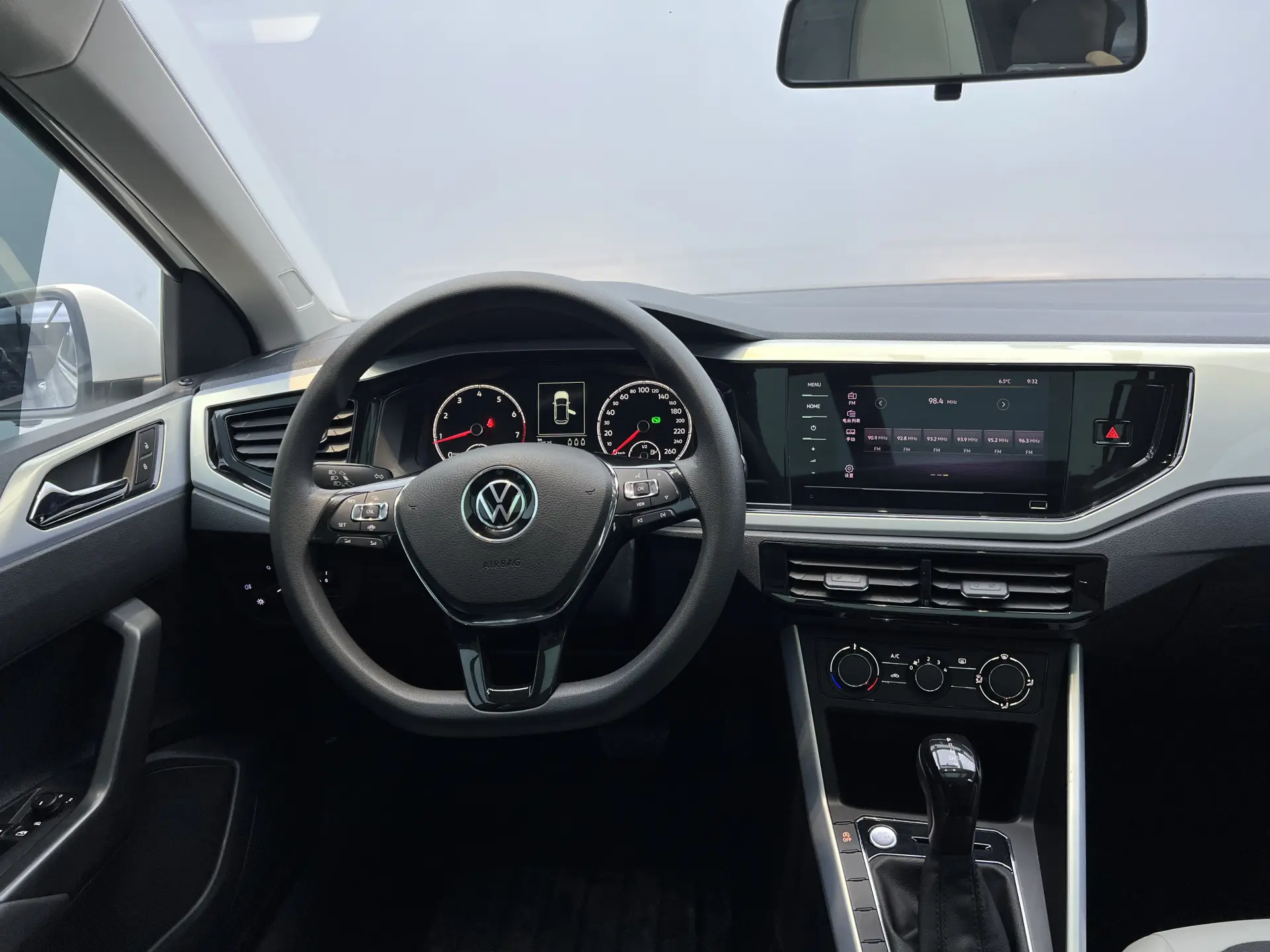 Volkswagen Polo, 2022 24