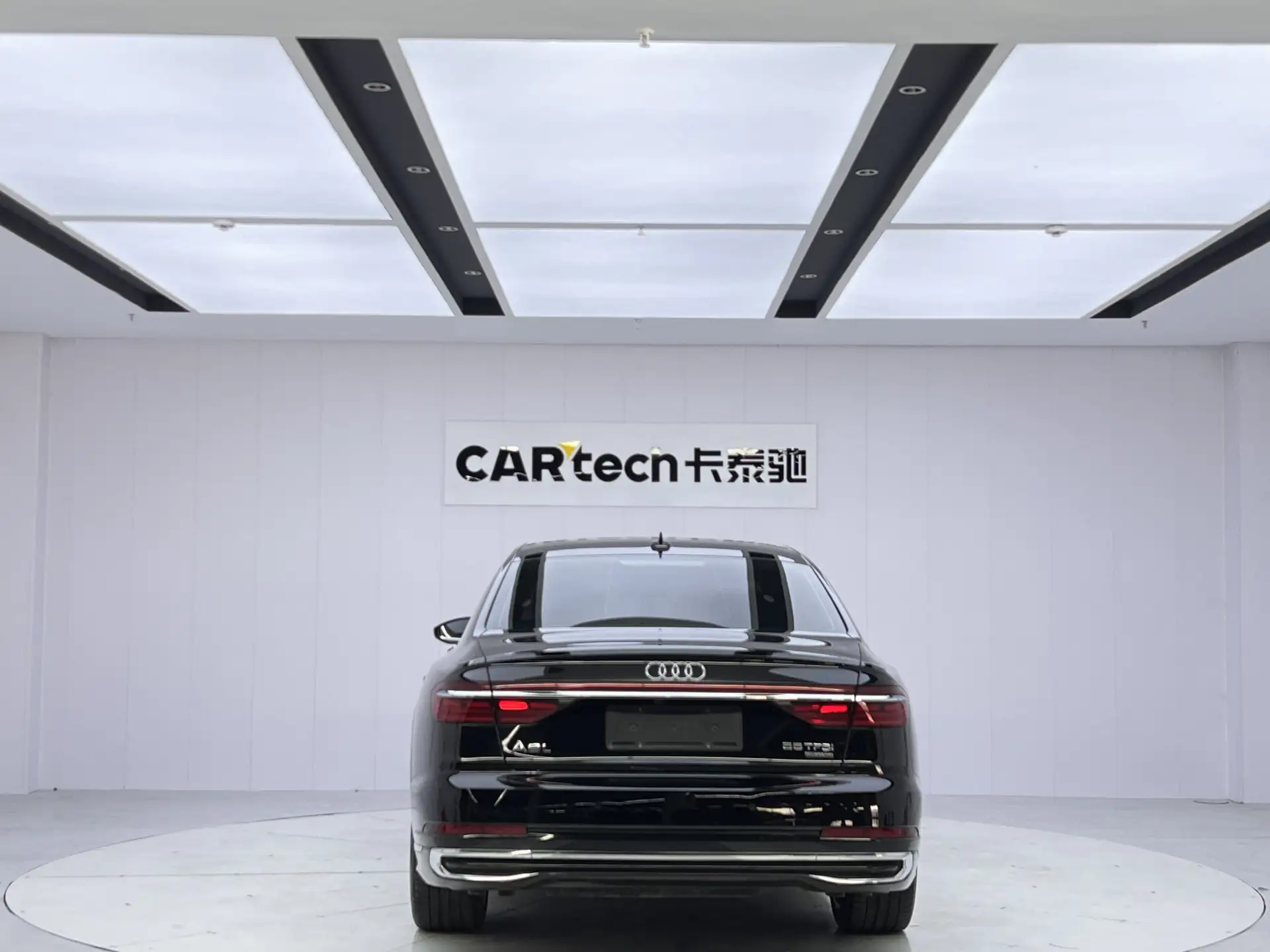 Audi A8L 50 TFSI, 2024 6