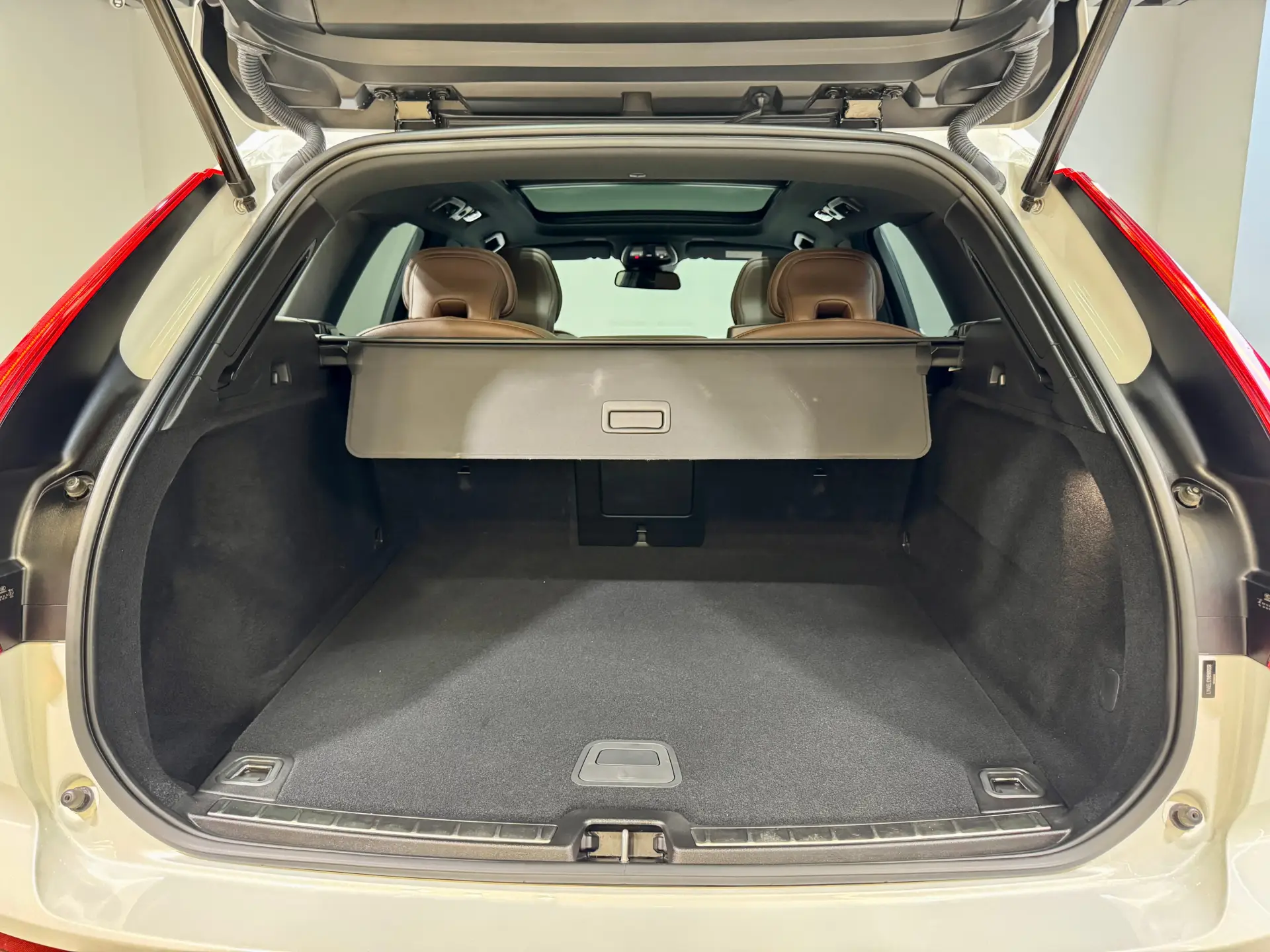 Volvo XC60, 2022 30