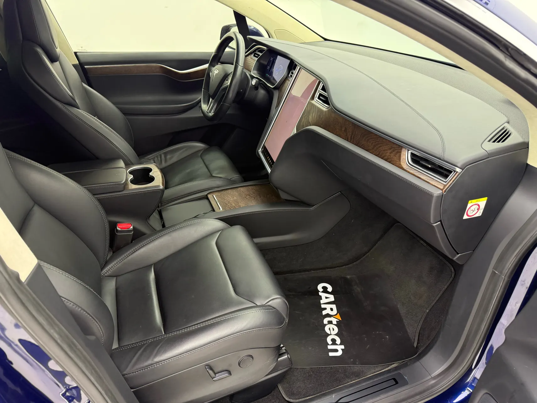 Tesla Model X, 2018 15