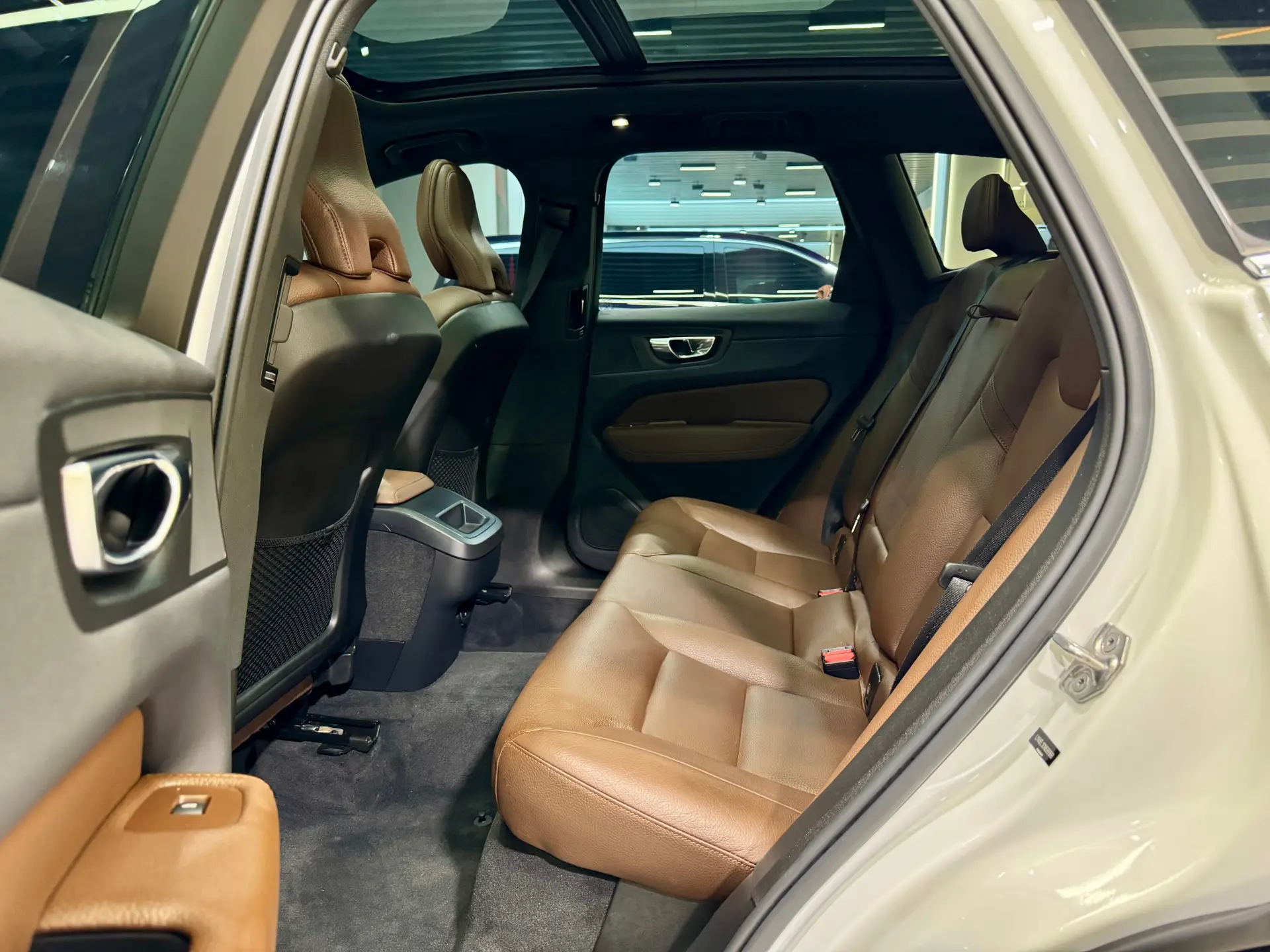 Volvo XC60, 2022 24
