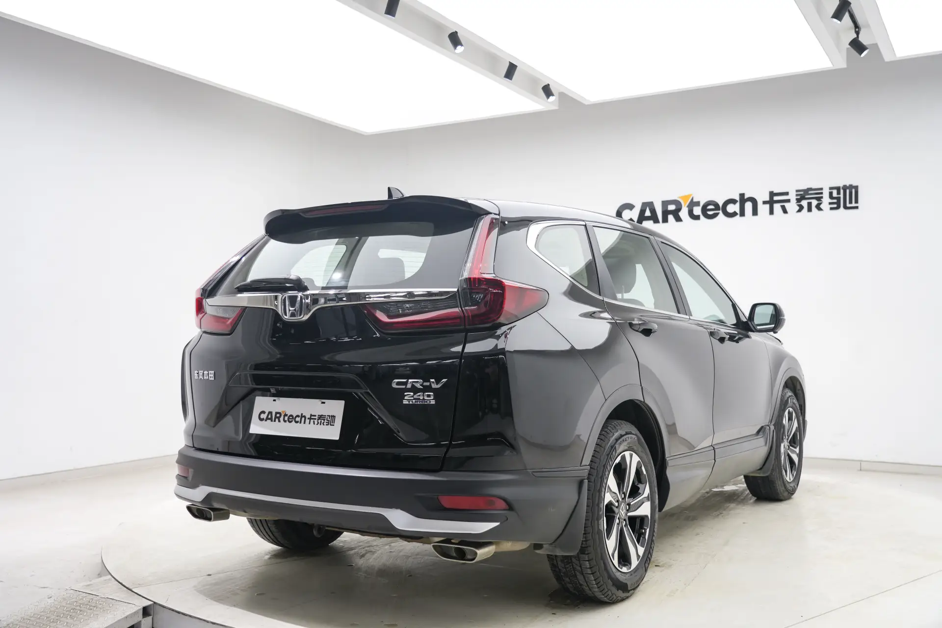 Honda CR-V, 2022 все фото