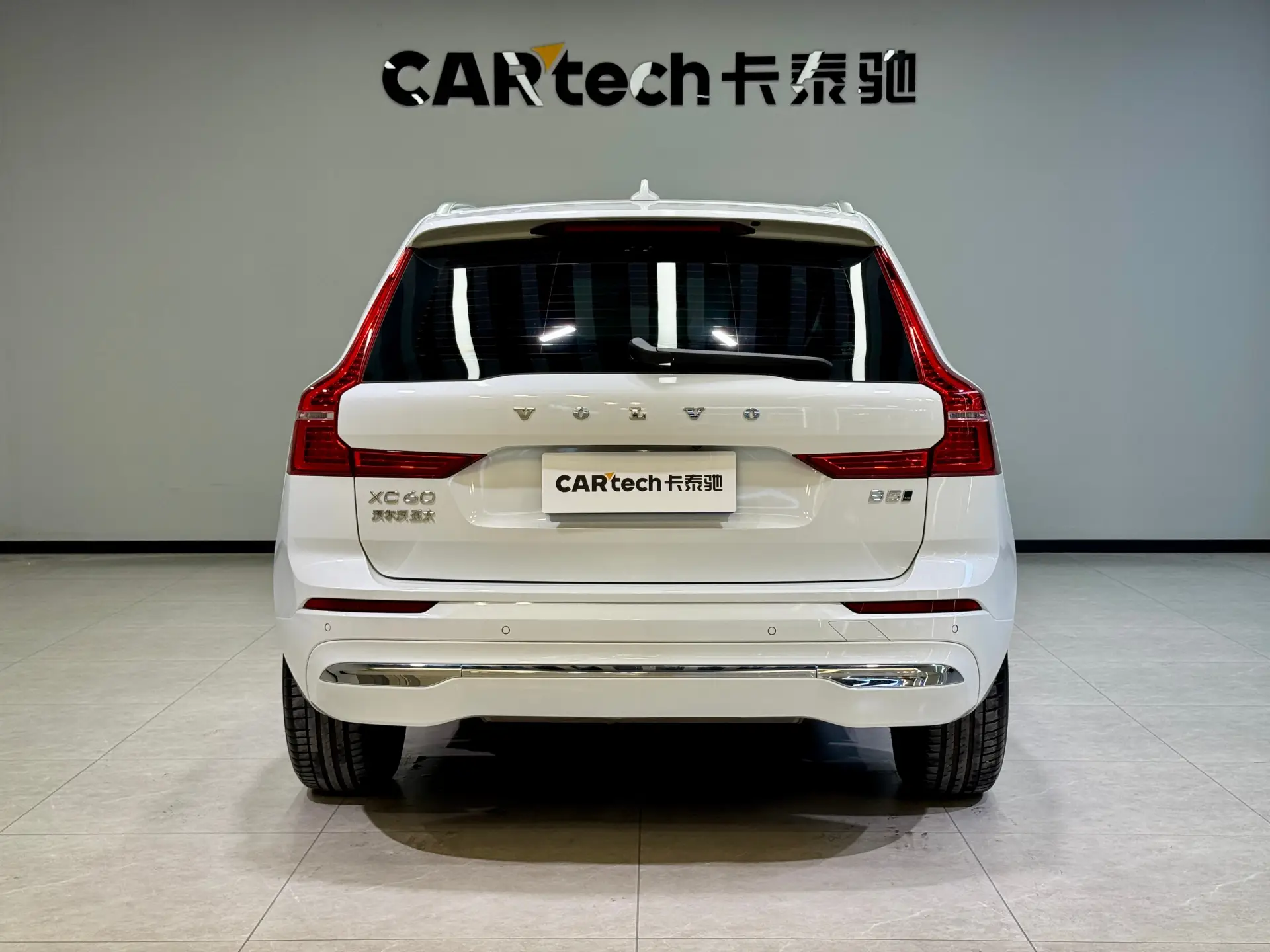 Volvo XC60, 2022 все фото