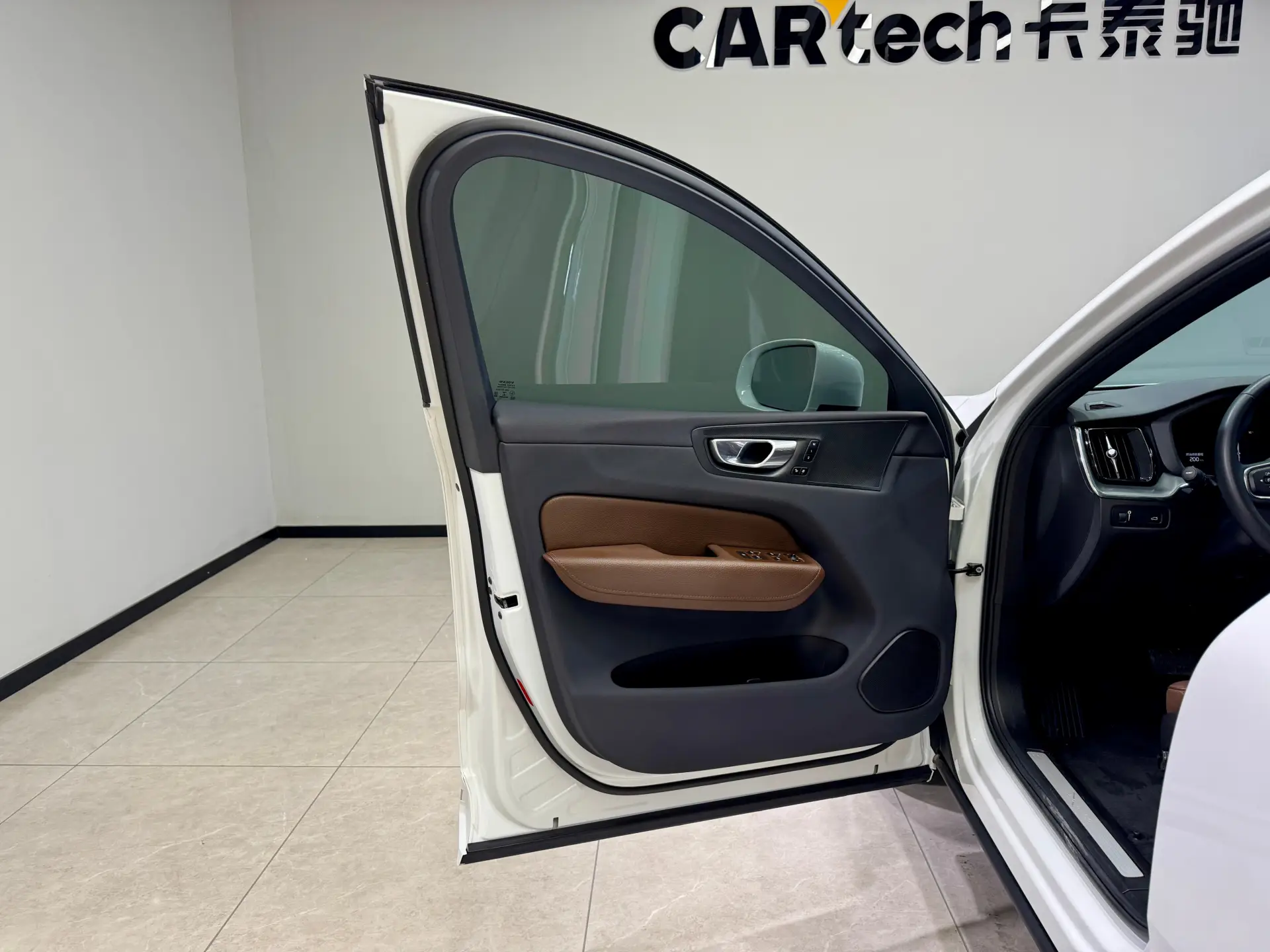 Volvo XC60, 2022 12