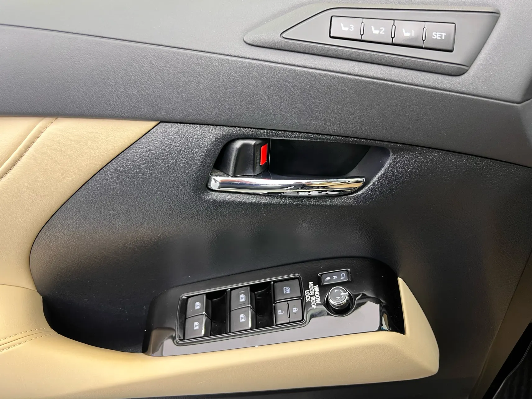 Toyota Alphard, 2017 16