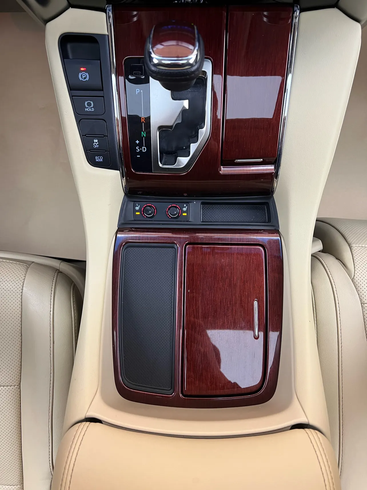 Toyota Alphard, 2017 20