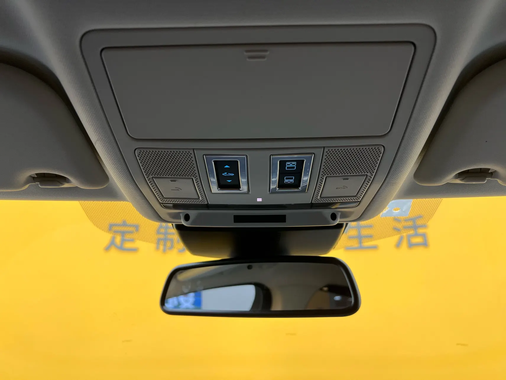Jaguar XEL, 2019 30