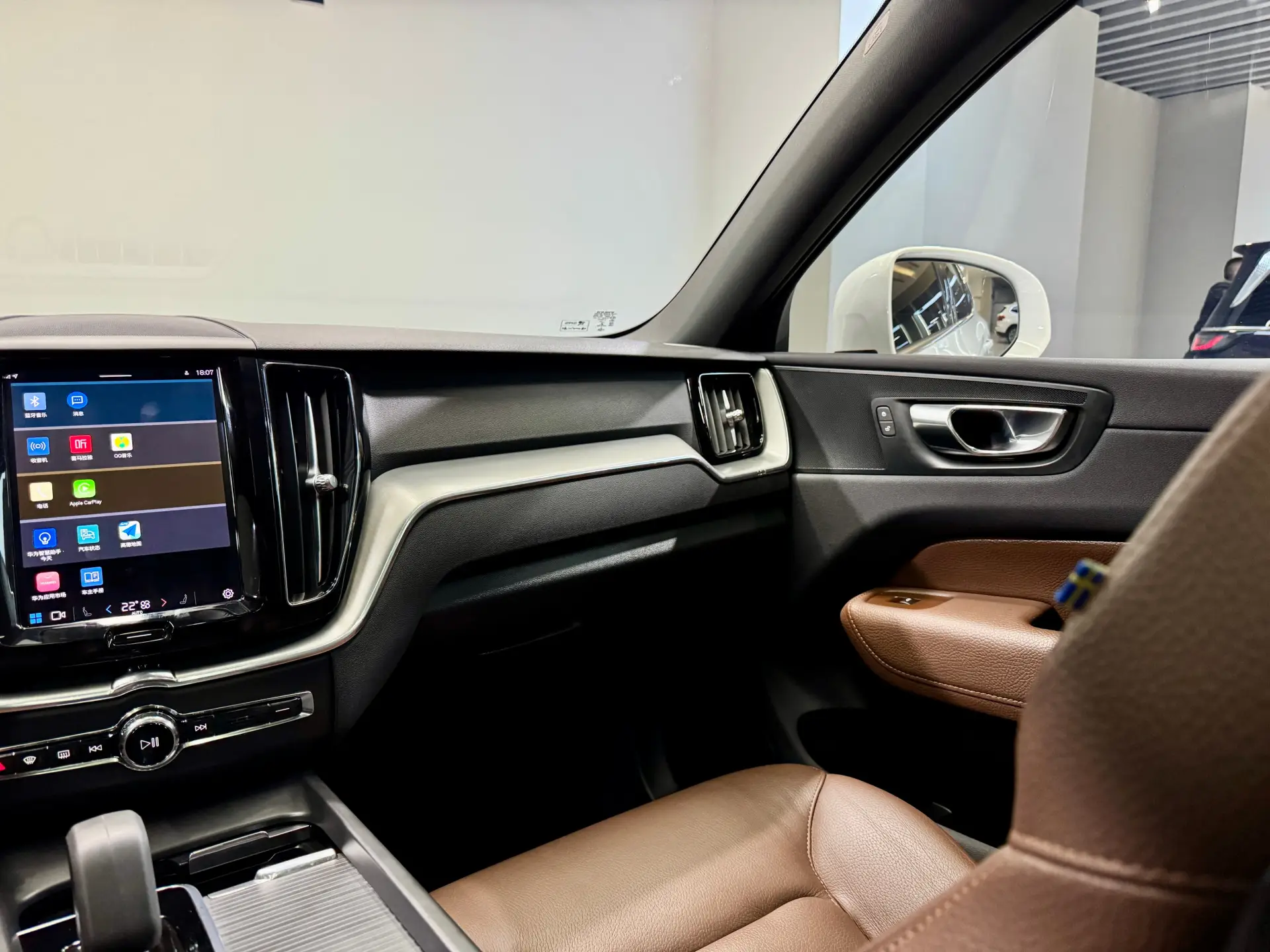 Volvo XC60, 2022 23
