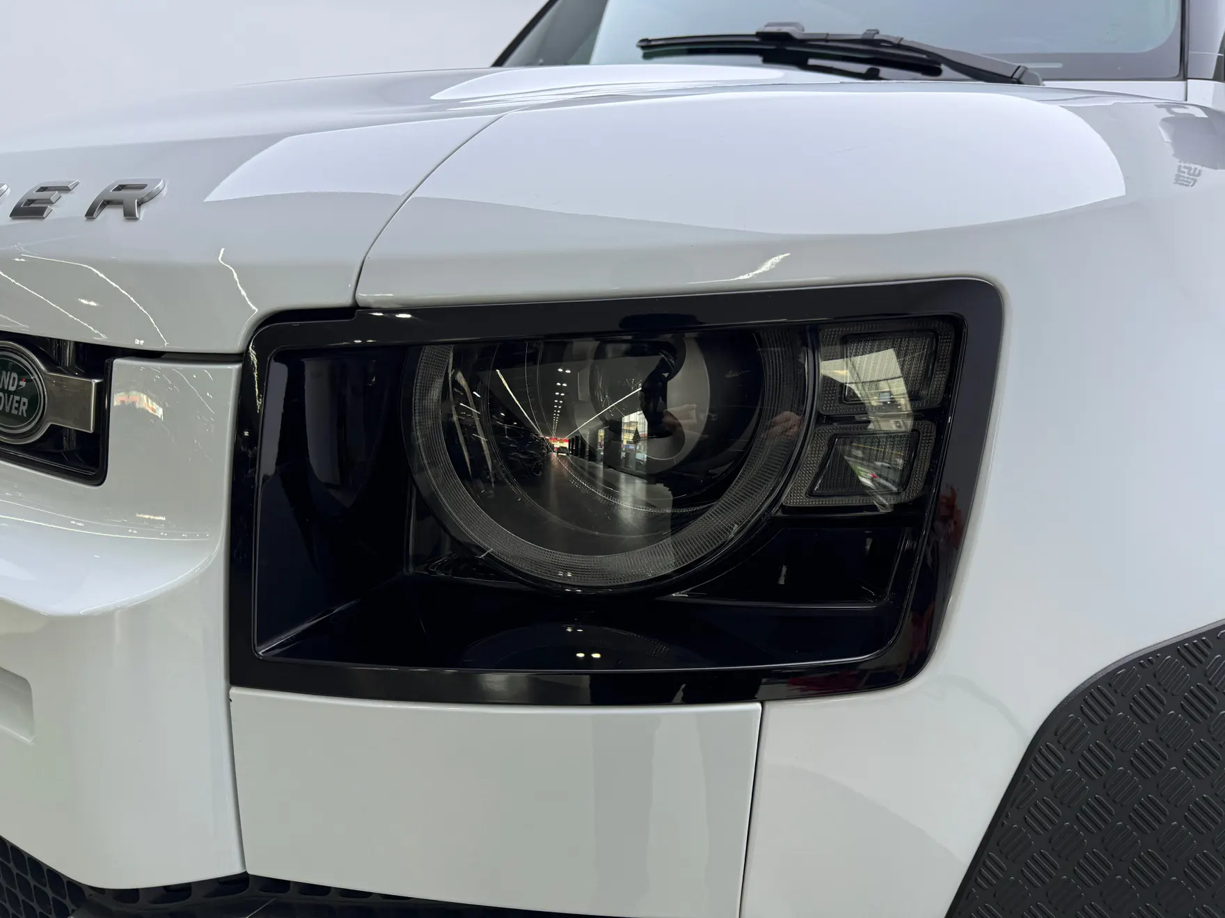Land Rover Defender, 2023 9