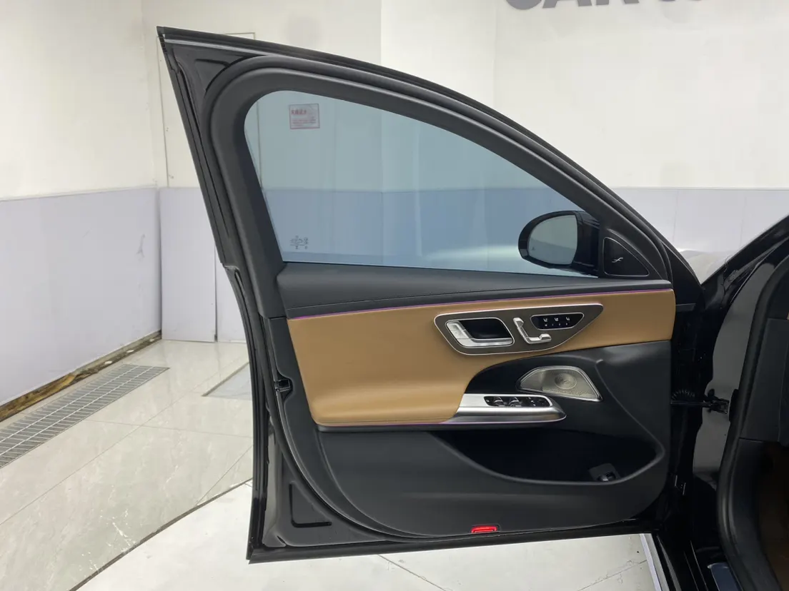 Mercedes-Benz E 300 L, 2025 16
