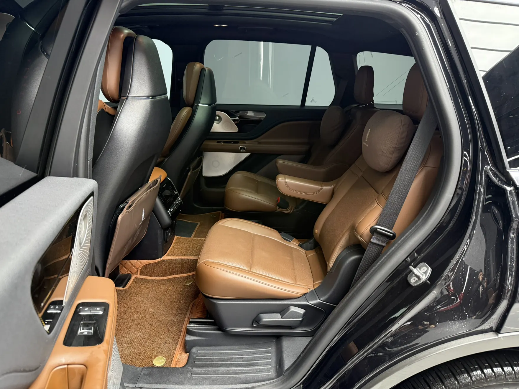 Lincoln Aviator, 2022 18