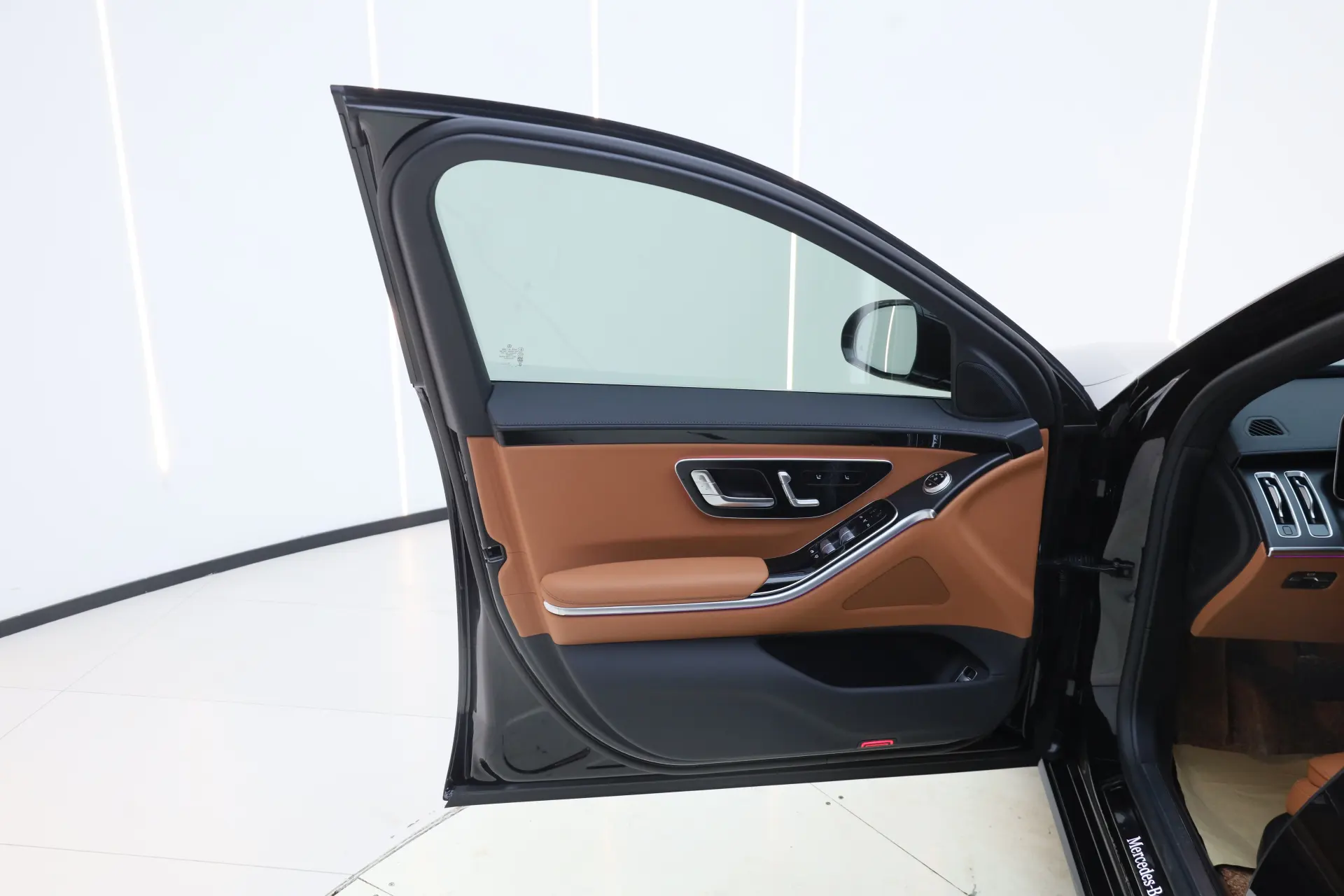Mercedes-Benz S 400 L, 2024 31