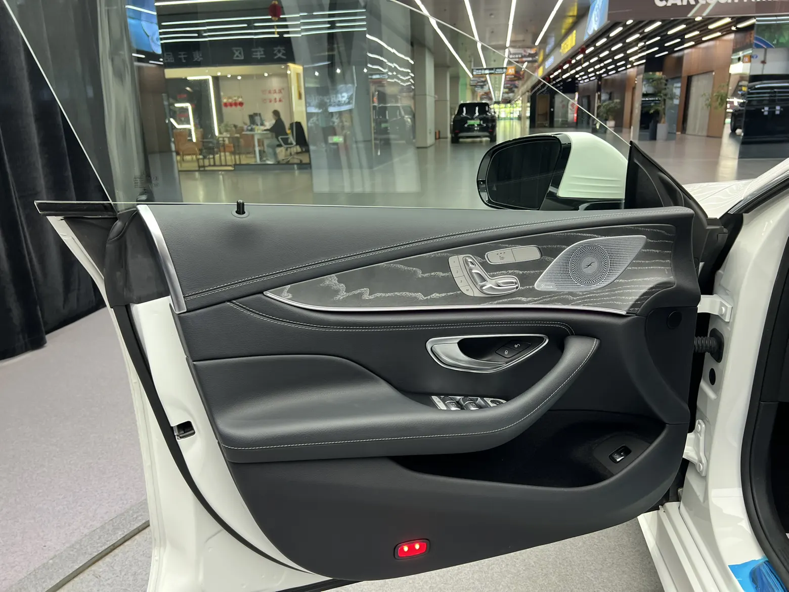 Mercedes-Benz CLS 300, 2021 17