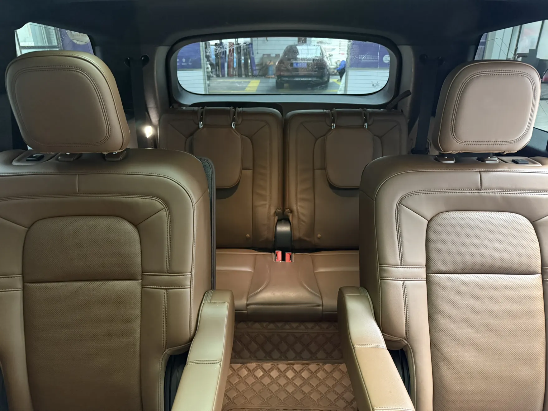 Lincoln Aviator, 2022 14