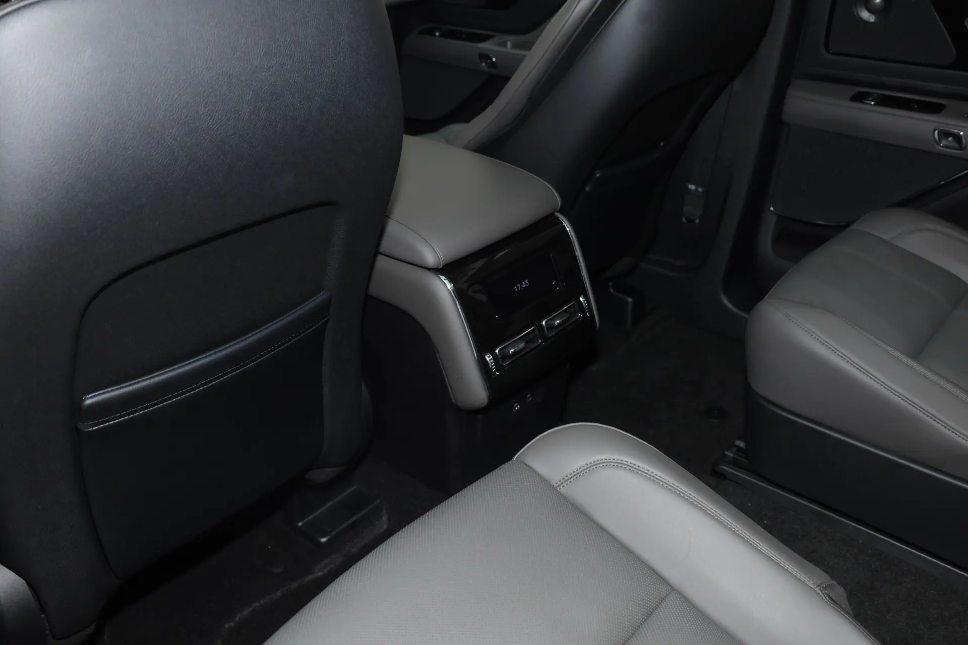 Lincoln Aviator, 2025 29