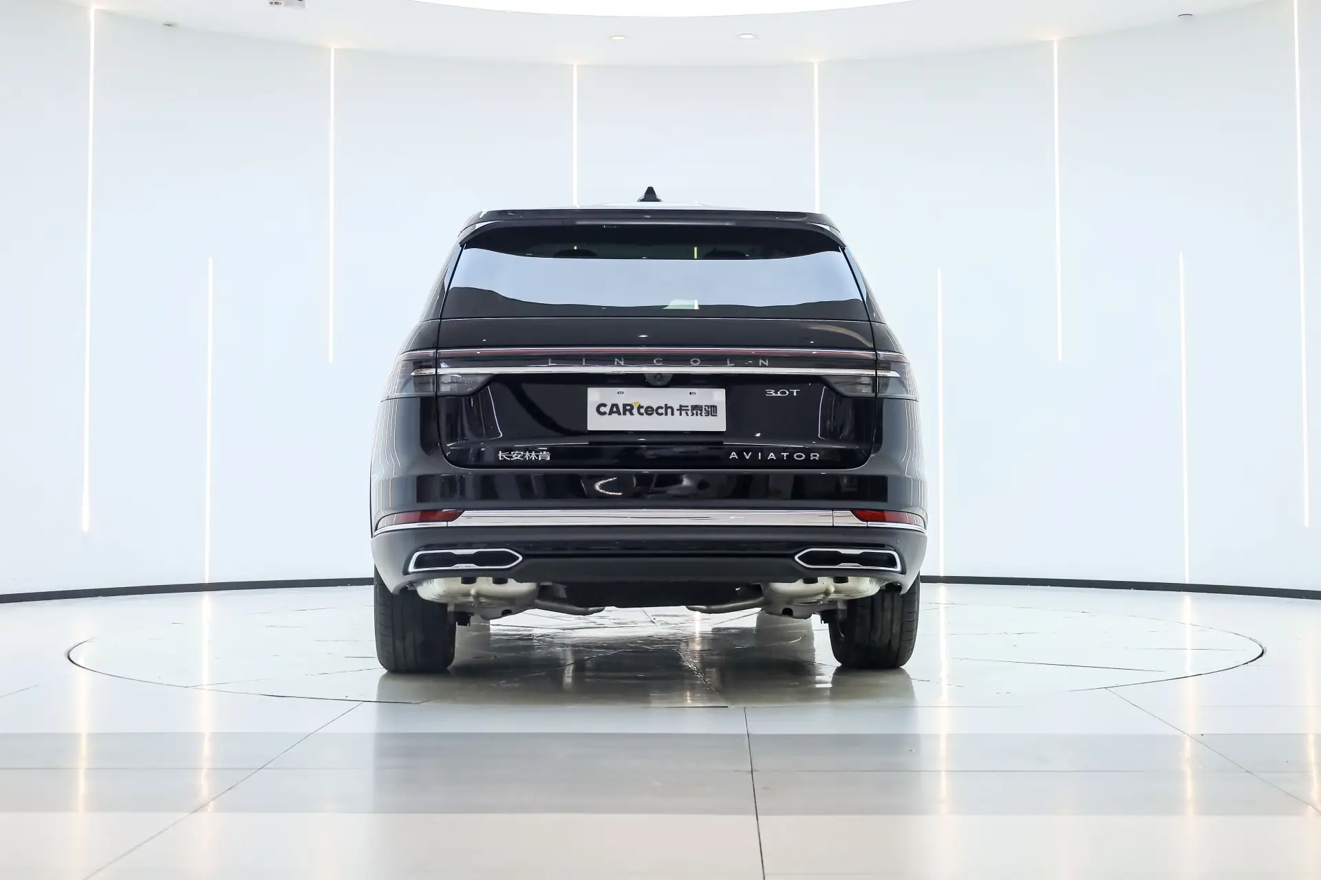 Lincoln Aviator, 2025 6